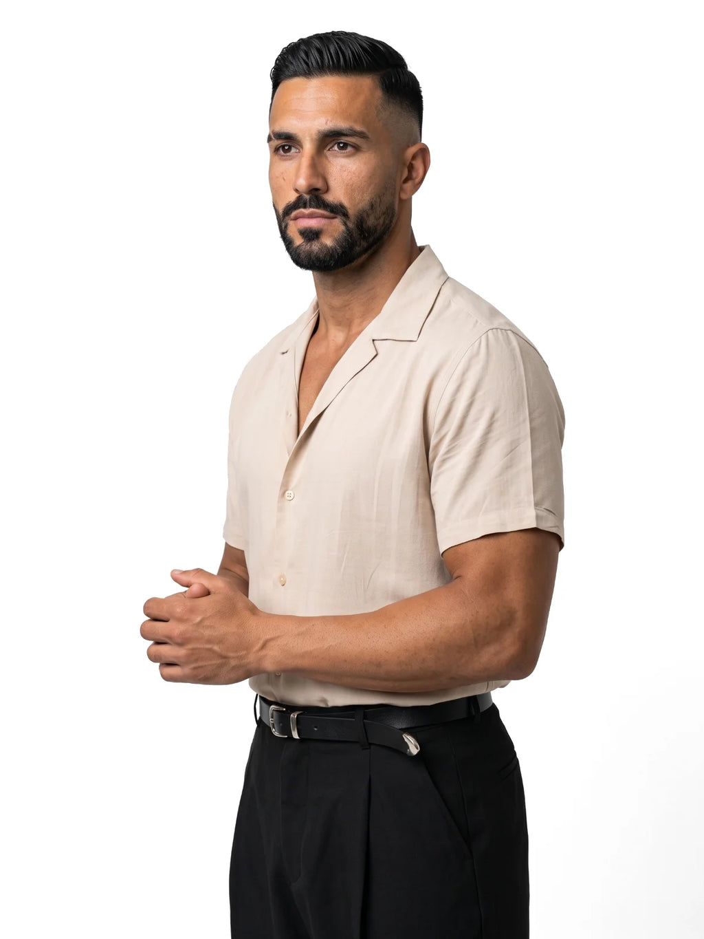 ADRIÁN camisa de manga corta beige – vista tres cuartos – Bruno Valls