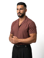 ADRIÁN camisa de manga corta marrón – vista tres cuartos – Bruno Valls