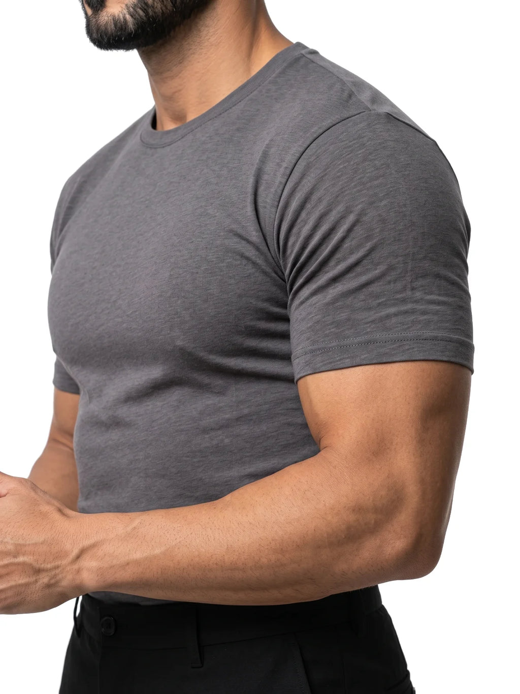HÉCTOR camiseta básica slim gris oscuro – detalle – Bruno Valls