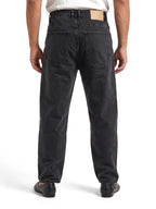 IKER vaquero baggy negro – vista trasera – Bruno Valls