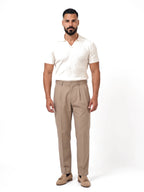 JAIME pantalón chino de pinzas beige tostado – look completo – Bruno Valls