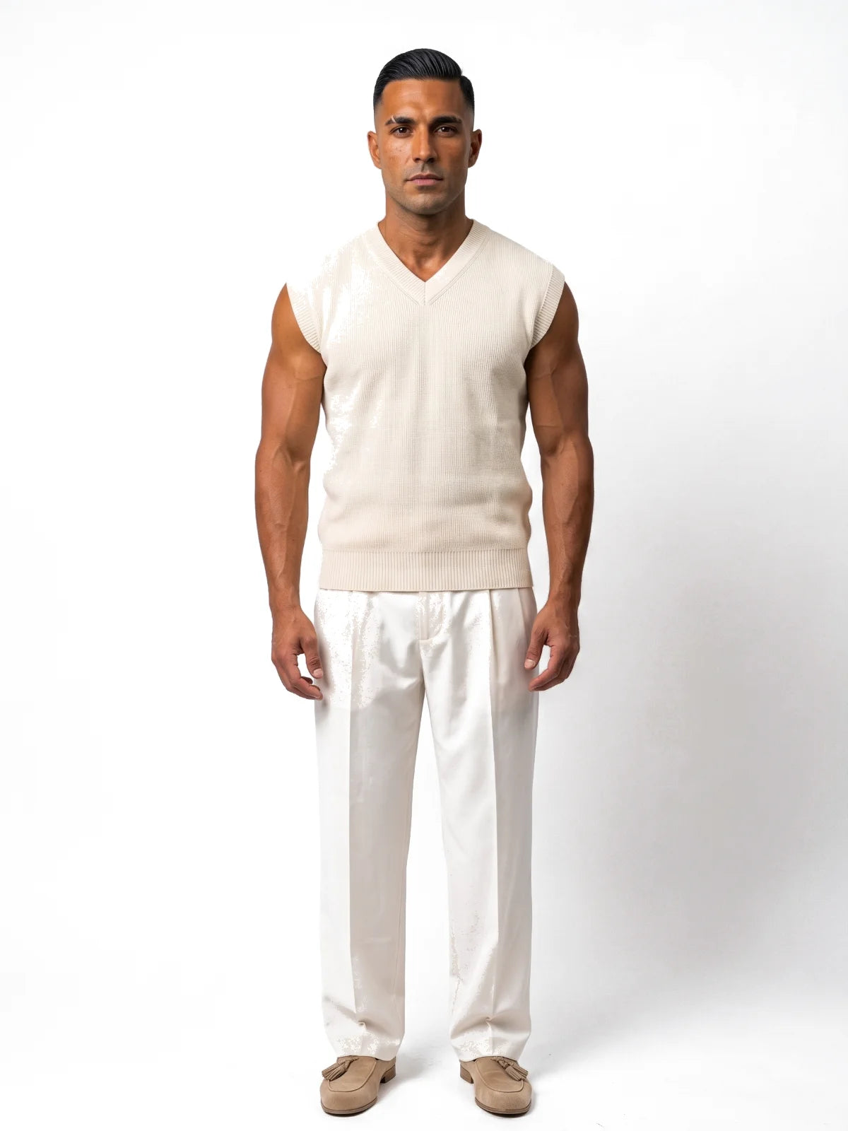 NICOLÁS chaleco de punto blanco roto – look completo – Bruno Valls