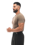 Bruno Valls - camiseta efecto lino marrón - vista look